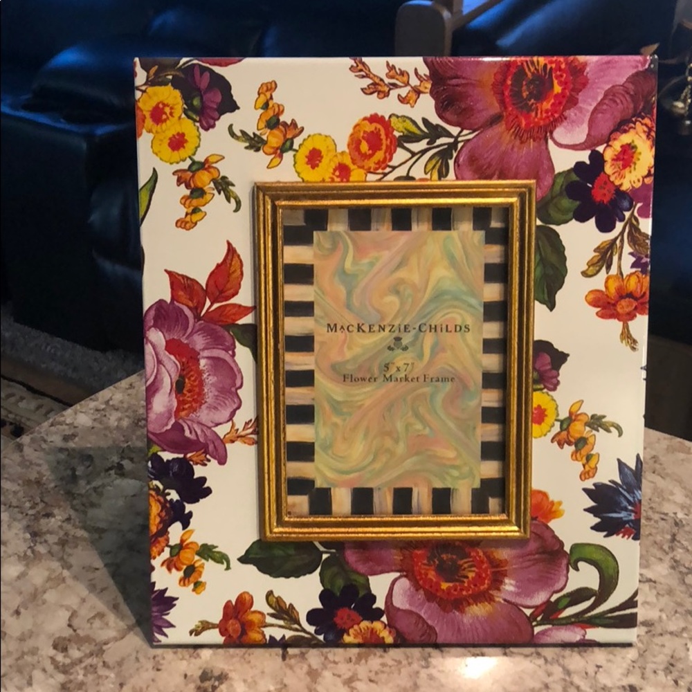 McKinsey child Picture frame